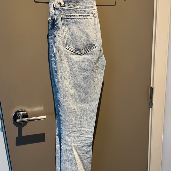 High Rise Mom Jean Abercrombie Acid Wash - Picture 4 of 4